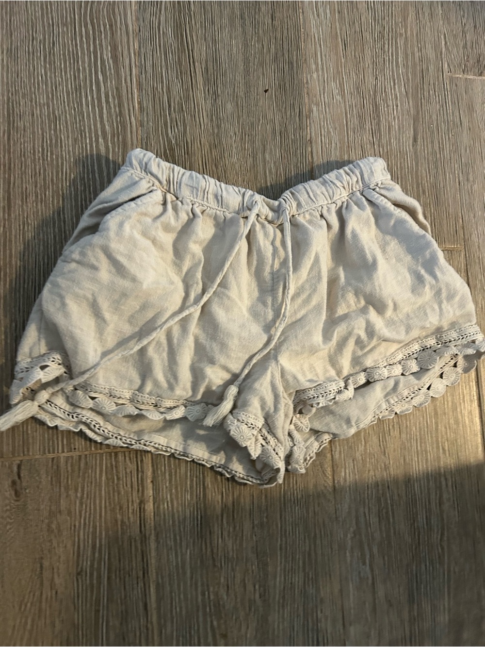 aerie Cream Lace-Trim High Waist Women’s Shorts